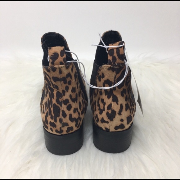 A New Day Krista Leopard print ankle bootie - Picture 3 of 4